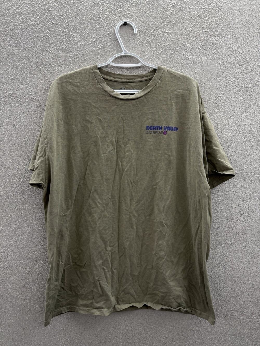 Bowery Supply Co Mens T-Shirt Size XL Tan Death Valley Highway Short Sleeve